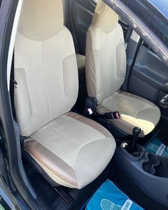 Peugeot 107 1.4 HDi 5p. Sweet Years