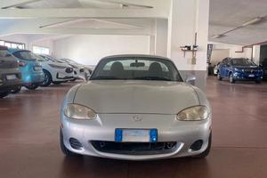 Mazda MX-5 1.6i 16V cat Mid