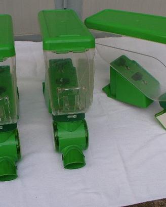 Dispenser per alimenti sfusi