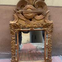 Specchiera antica in legno dorato
