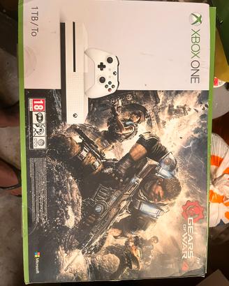Xbox one s 1TB + 2 controller + 10 giochi top