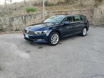 Volkswagen passat b8 SW 1.6 tdi bluemotion -