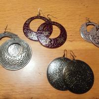 orecchini pendenti tondi