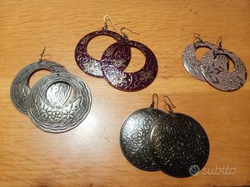 orecchini pendenti tondi