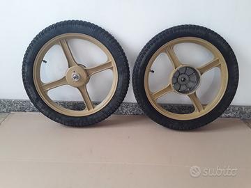 Ruote da 16" color oro  adatti per Ciao, Bravo, SI