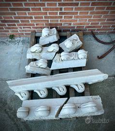 FREGI ARCHITETTONICI PORTALE SCOLPITO CORNICIONE