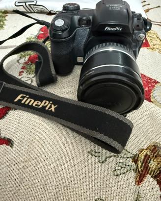 Fuji Finepix S5500 fotocamera digitale zoom 10X