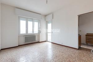 TRILOCALE ULTIMO PIANO, TERRAZZINO E POSTO AUTO PR