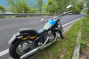 Honda Shadow 600 appena gommata e revisionata 