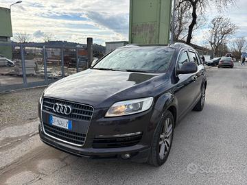 Audi Q7 3.0 V6 TDI 233CV quattro tiptronic 270.000