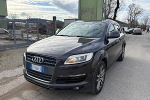 Audi Q7 3.0 V6 TDI 233CV quattro tiptronic 270.000