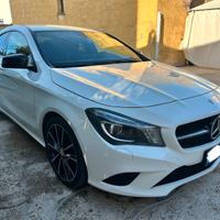 Mercedes CLA 180d