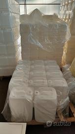 Stock Taniche Bidoni in plastica PE e altro