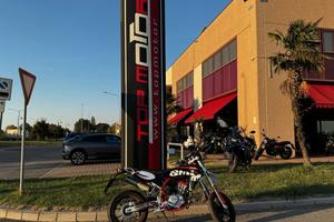 Swm SM 125 R