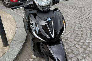 Piaggio Beverly 310 2025
