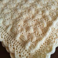 Copertina per neonato gialla fatta a mano