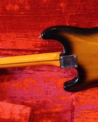 FENDER STATOCASTER AMERICAN VINTAGE