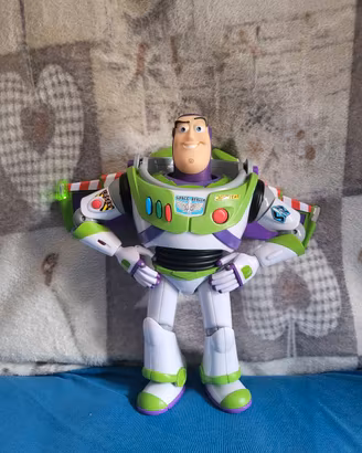 Buzz Lightyear Signature Collection 
