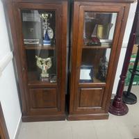 Vetrina in legno massello