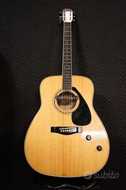 Chitarra acustica vintage YAMAHA FG 402 amplif.