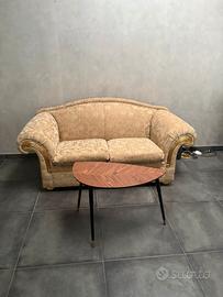 Divano antiquariato vintage