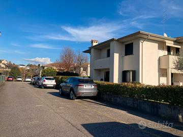 Appartamento a Parè con 3 posti auto coperti