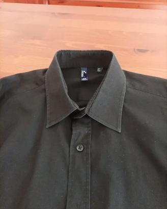 Camicia nera con stampa