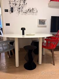 Tavolo in ferro bianco diametro 180cm