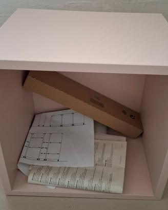 1 CUBOTTO ROSA  Da 34 cm di lato e Prof. 25 cm