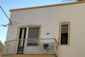 A100mdallaSpiaggiadellaTorreDiSanGiovanni