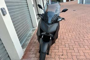 Yamaha xmax 300