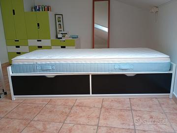 letto singolo con materasso 