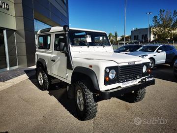LAND ROVER Defender Defender 90 2.5 Td5 Station...