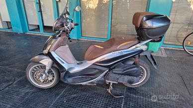 Piaggio Beverly 300