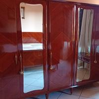armadio in legno