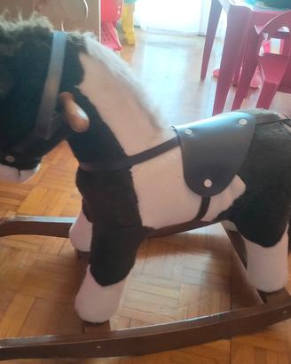 cavallo a dondolo in legno 