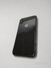 IPhone X 64 GB + cover Michael Kors