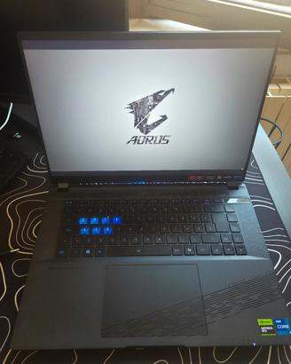 Gigabyte AORUS 16X 9SG con RTX 4070 i7-13650HX