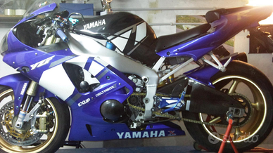 Yzf r1 2001 custom