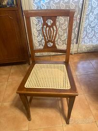 n° 4 Sedie in legno con intreccio di vimini