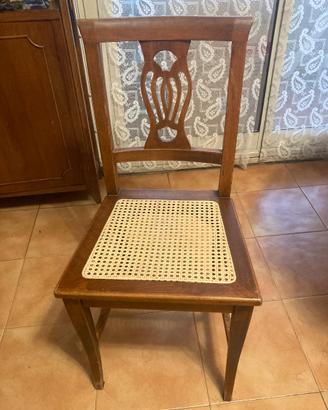 n° 4 Sedie in legno con intreccio di vimini