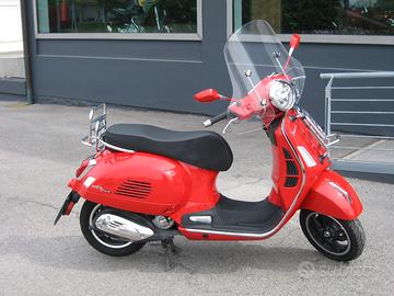 Vespa GTS 300 hpe Super ABS E5