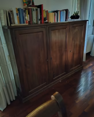 Credenza in noce