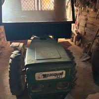 Motoagricola Pasquali con attrezzi