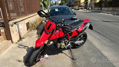 Ducati Hypermotard 698 Mono