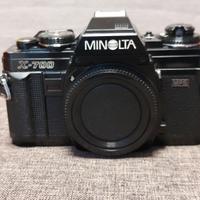 Reflex analogica  Minolta X700 