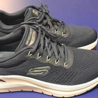 Scarpe Skechers Arch fit nuove