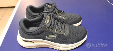 Scarpe Skechers Arch fit nuove