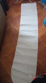 Busta in nylon lunga circa 2 metri