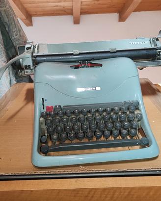 macchina da scrivere olivetti lexikon 80